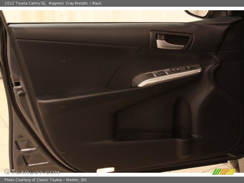 Magnetic Gray Metallic / Black 2012 Toyota Camry SE
