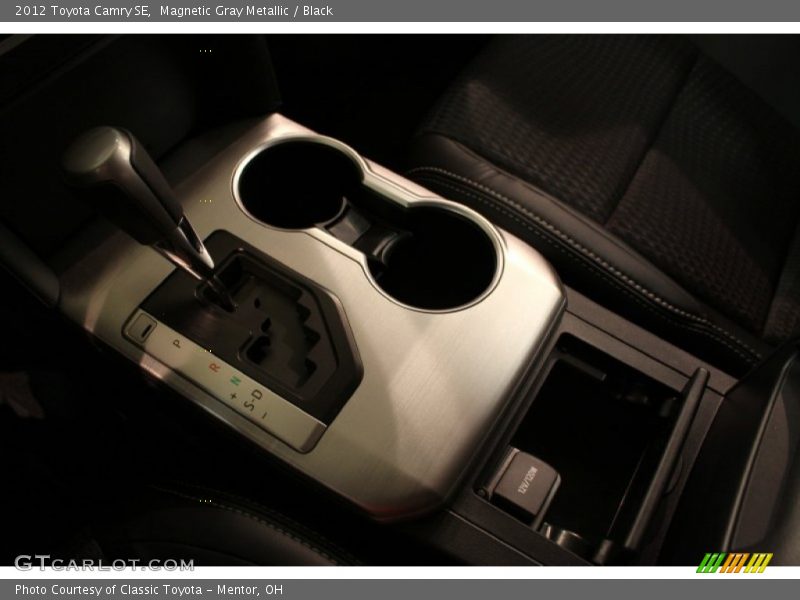 Magnetic Gray Metallic / Black 2012 Toyota Camry SE