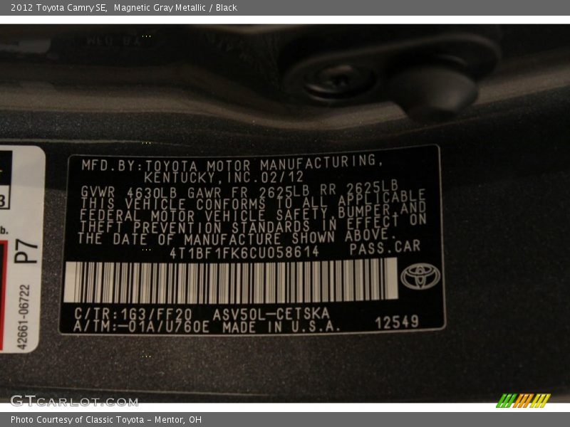 Magnetic Gray Metallic / Black 2012 Toyota Camry SE