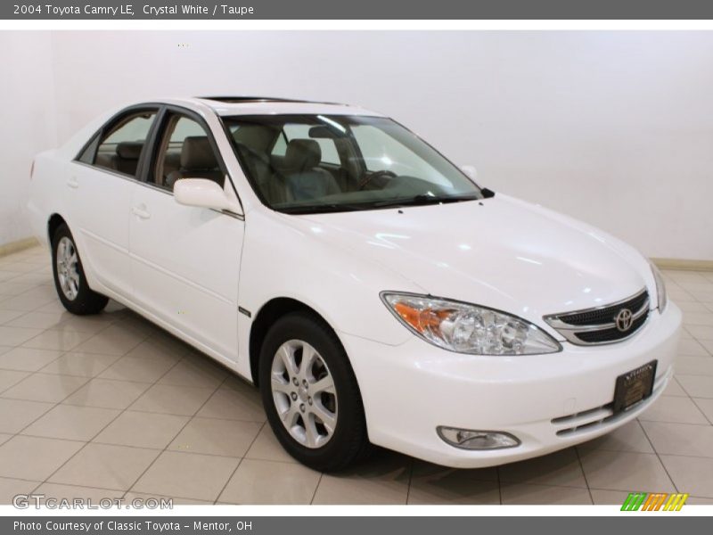 Crystal White / Taupe 2004 Toyota Camry LE
