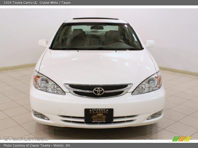 Crystal White / Taupe 2004 Toyota Camry LE