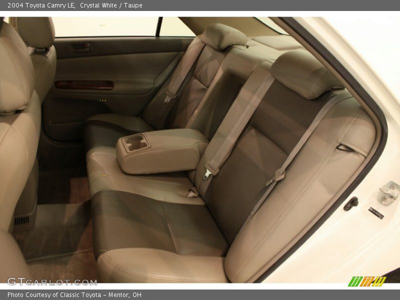 Crystal White / Taupe 2004 Toyota Camry LE