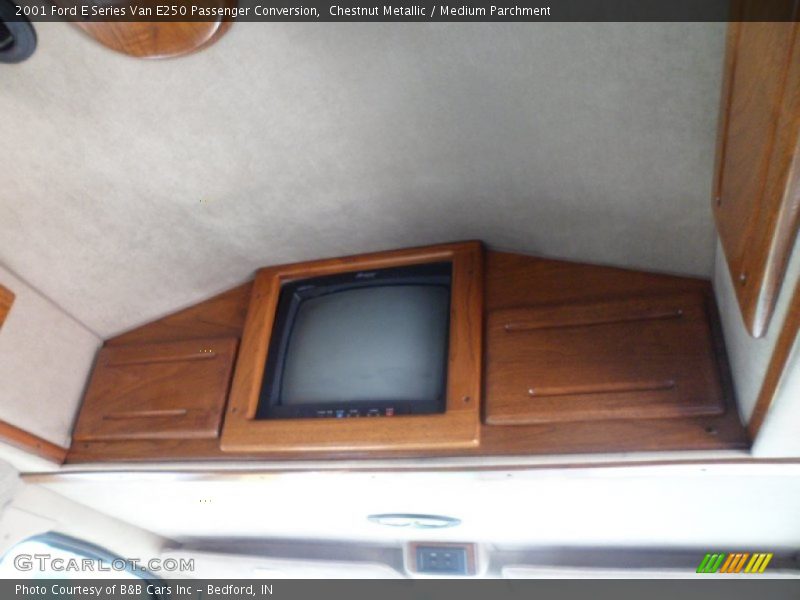 Chestnut Metallic / Medium Parchment 2001 Ford E Series Van E250 Passenger Conversion