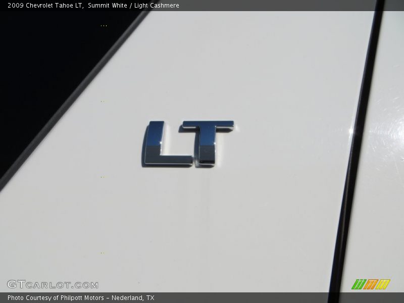 Summit White / Light Cashmere 2009 Chevrolet Tahoe LT
