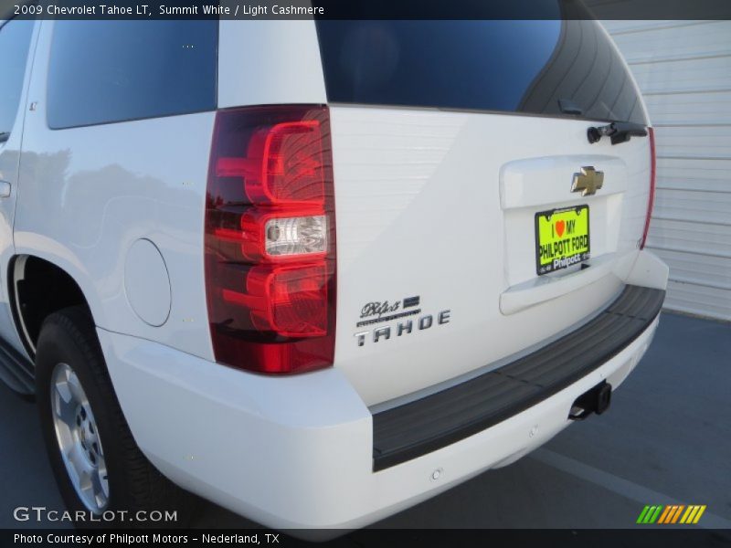 Summit White / Light Cashmere 2009 Chevrolet Tahoe LT