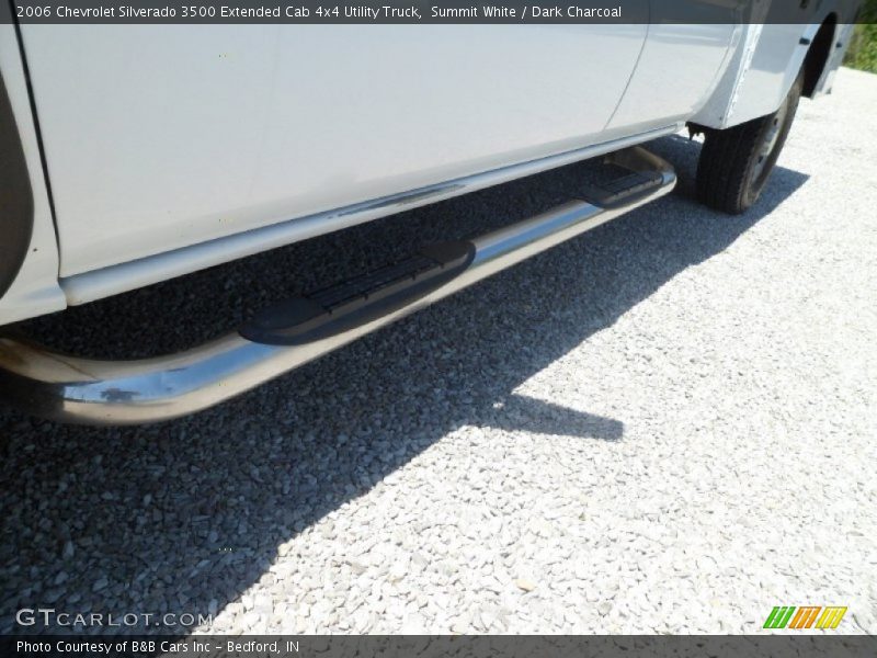 Summit White / Dark Charcoal 2006 Chevrolet Silverado 3500 Extended Cab 4x4 Utility Truck