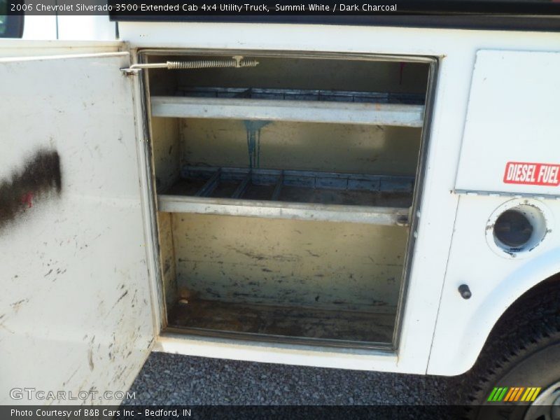 Summit White / Dark Charcoal 2006 Chevrolet Silverado 3500 Extended Cab 4x4 Utility Truck