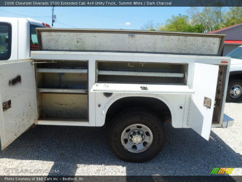 Summit White / Dark Charcoal 2006 Chevrolet Silverado 3500 Extended Cab 4x4 Utility Truck