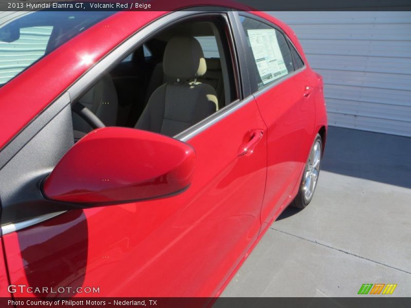 Volcanic Red / Beige 2013 Hyundai Elantra GT