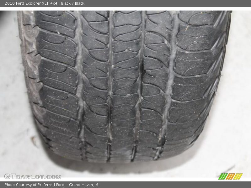 Black / Black 2010 Ford Explorer XLT 4x4