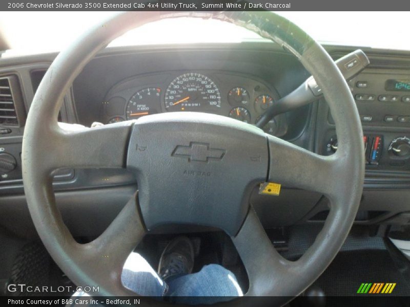 Summit White / Dark Charcoal 2006 Chevrolet Silverado 3500 Extended Cab 4x4 Utility Truck