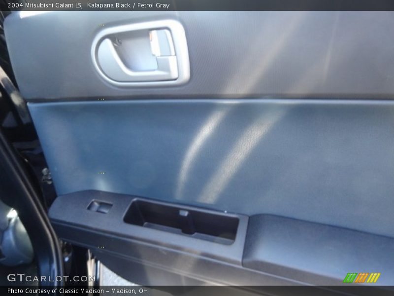 Kalapana Black / Petrol Gray 2004 Mitsubishi Galant LS