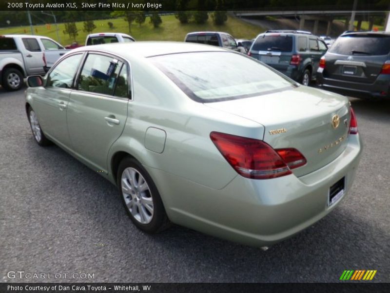 Silver Pine Mica / Ivory Beige 2008 Toyota Avalon XLS