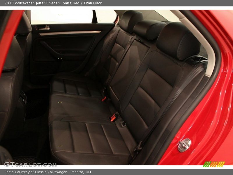 Salsa Red / Titan Black 2010 Volkswagen Jetta SE Sedan