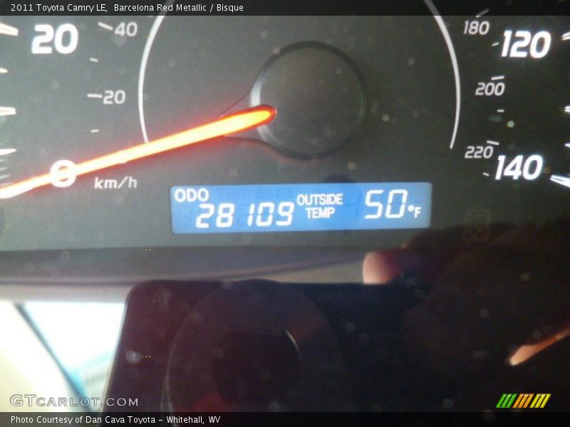 Barcelona Red Metallic / Bisque 2011 Toyota Camry LE