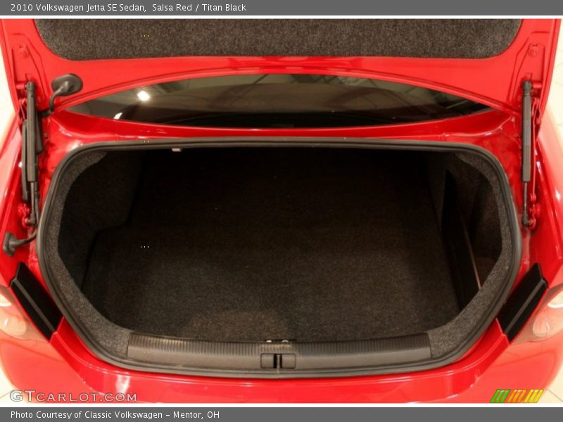 Salsa Red / Titan Black 2010 Volkswagen Jetta SE Sedan