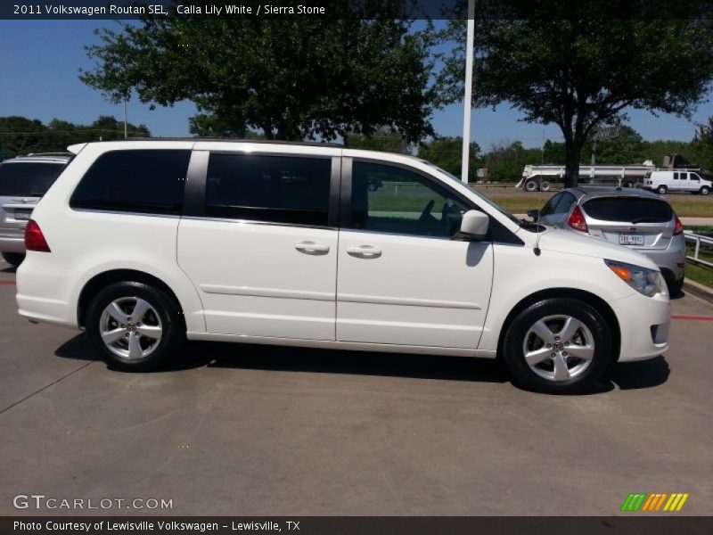 Calla Lily White / Sierra Stone 2011 Volkswagen Routan SEL