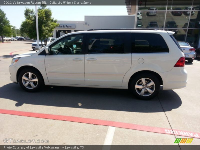 Calla Lily White / Sierra Stone 2011 Volkswagen Routan SEL