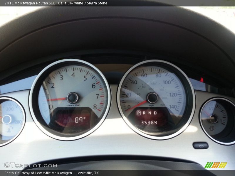 Calla Lily White / Sierra Stone 2011 Volkswagen Routan SEL