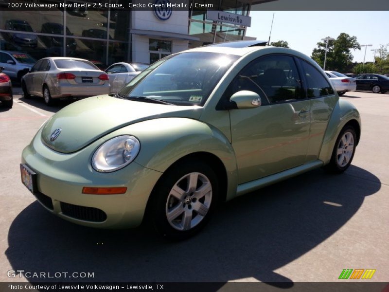 Gecko Green Metallic / Cream 2007 Volkswagen New Beetle 2.5 Coupe