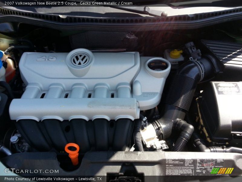 Gecko Green Metallic / Cream 2007 Volkswagen New Beetle 2.5 Coupe