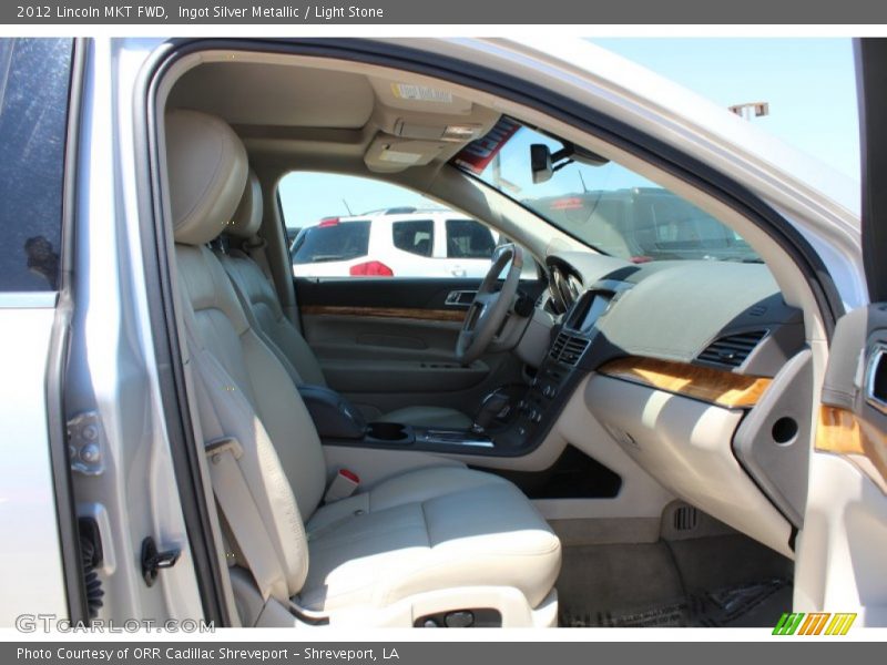 Ingot Silver Metallic / Light Stone 2012 Lincoln MKT FWD