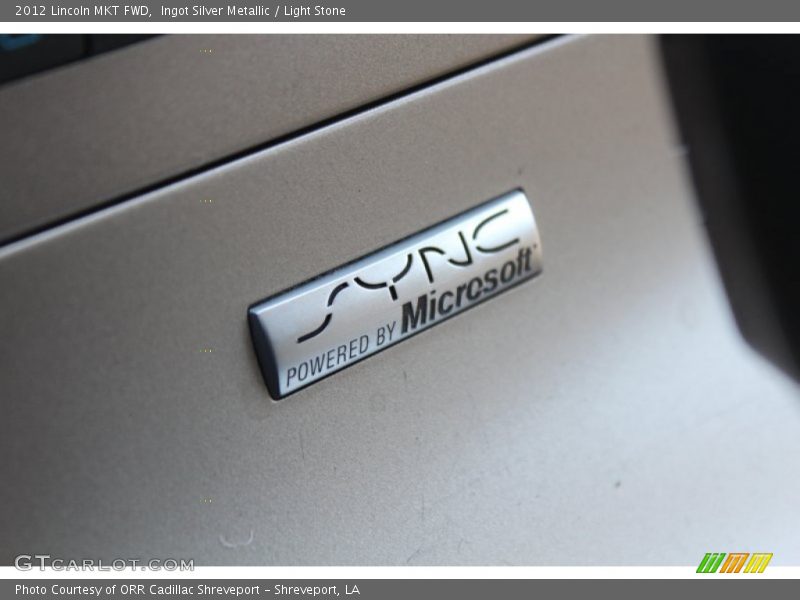 Ingot Silver Metallic / Light Stone 2012 Lincoln MKT FWD