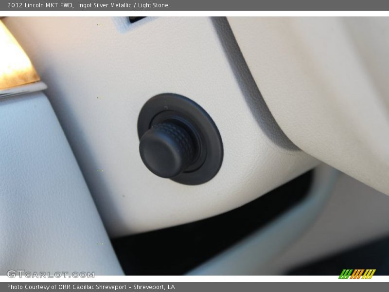 Ingot Silver Metallic / Light Stone 2012 Lincoln MKT FWD