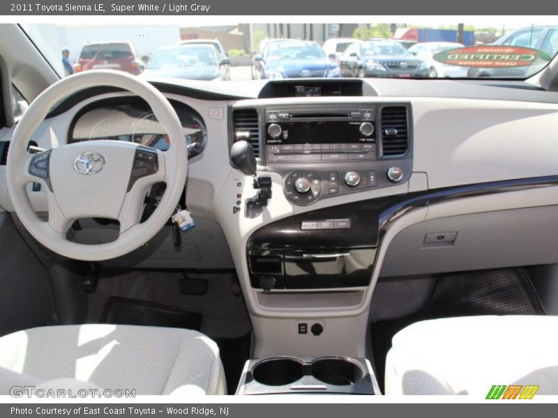 Super White / Light Gray 2011 Toyota Sienna LE