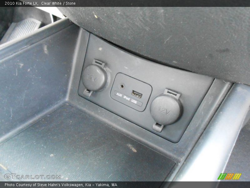 Clear White / Stone 2010 Kia Forte LX