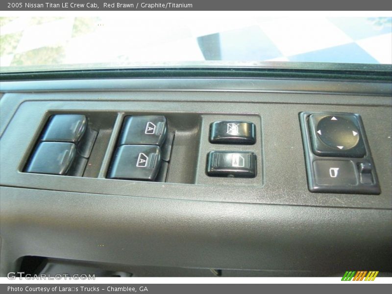 Red Brawn / Graphite/Titanium 2005 Nissan Titan LE Crew Cab