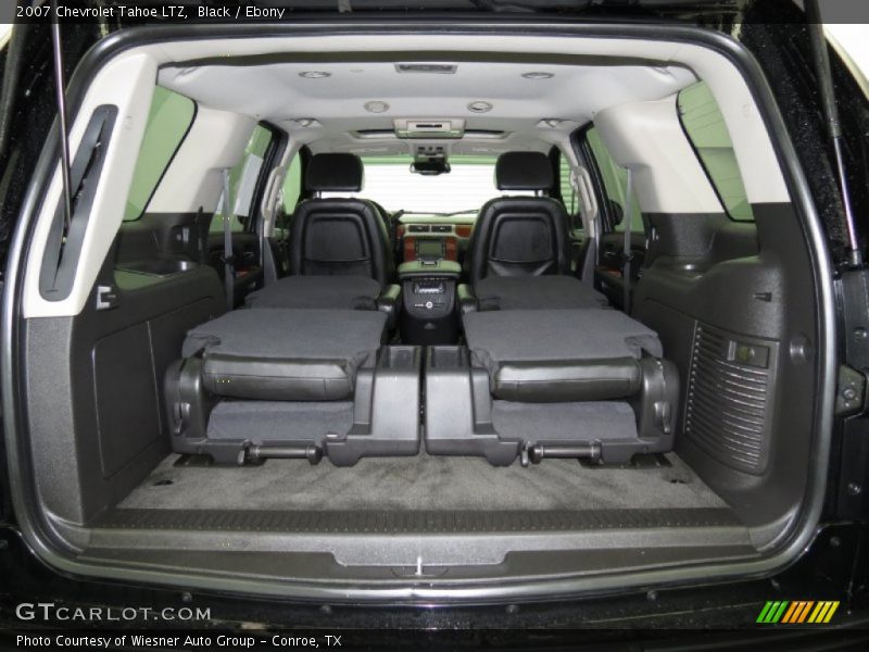  2007 Tahoe LTZ Trunk