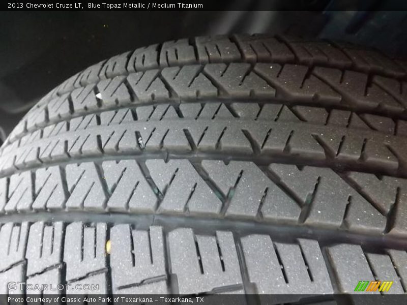 Blue Topaz Metallic / Medium Titanium 2013 Chevrolet Cruze LT