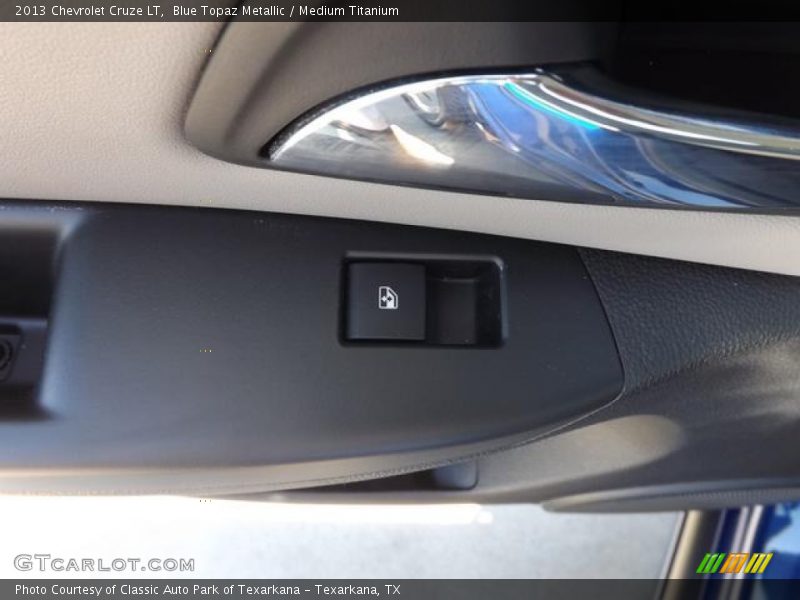 Blue Topaz Metallic / Medium Titanium 2013 Chevrolet Cruze LT
