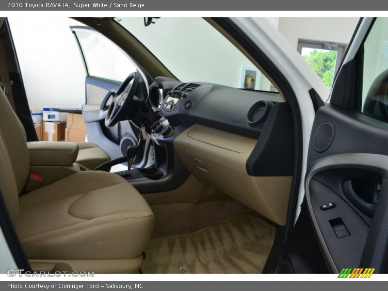 Super White / Sand Beige 2010 Toyota RAV4 I4