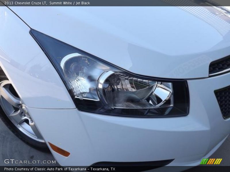 Summit White / Jet Black 2013 Chevrolet Cruze LT