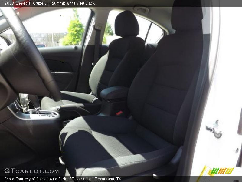 Summit White / Jet Black 2013 Chevrolet Cruze LT