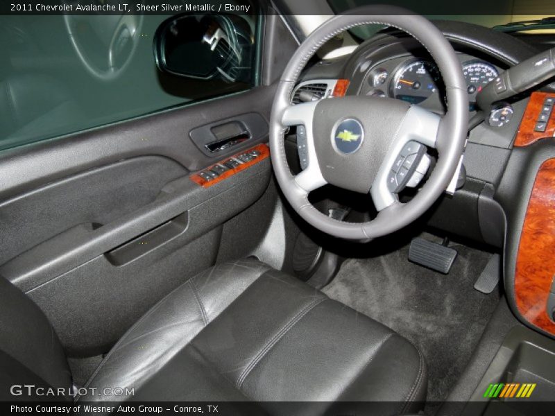 Sheer Silver Metallic / Ebony 2011 Chevrolet Avalanche LT