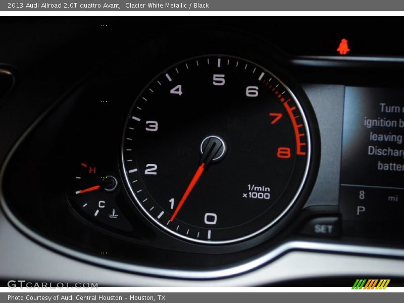 Glacier White Metallic / Black 2013 Audi Allroad 2.0T quattro Avant