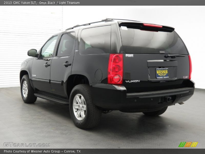 Onyx Black / Light Titanium 2013 GMC Yukon SLT
