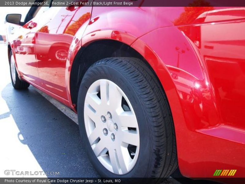 Redline 2-Coat Pearl / Black/Light Frost Beige 2013 Dodge Avenger SE