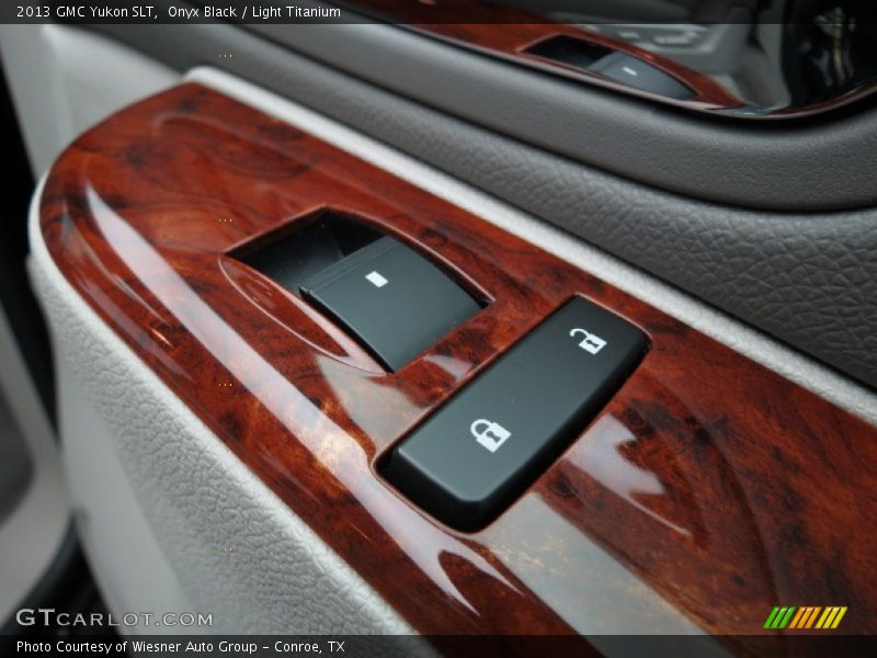 Onyx Black / Light Titanium 2013 GMC Yukon SLT