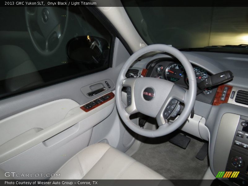 Onyx Black / Light Titanium 2013 GMC Yukon SLT