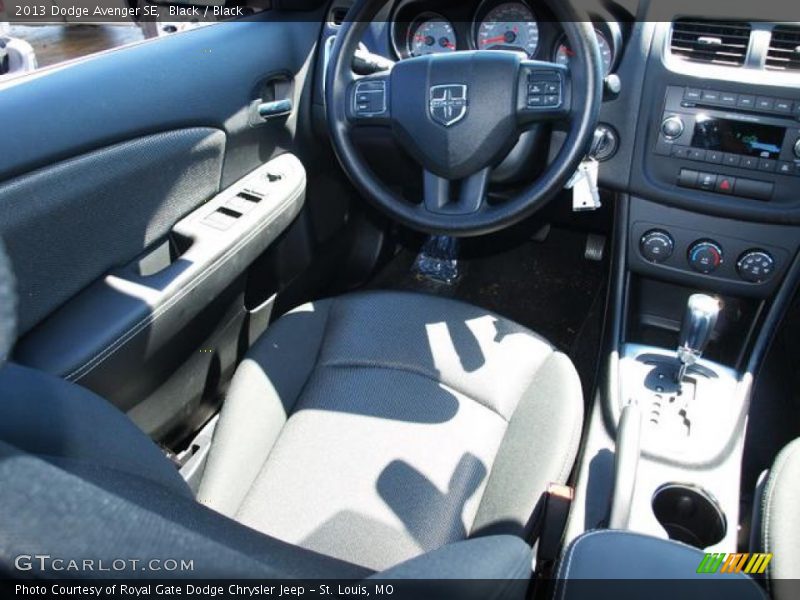 Black / Black 2013 Dodge Avenger SE