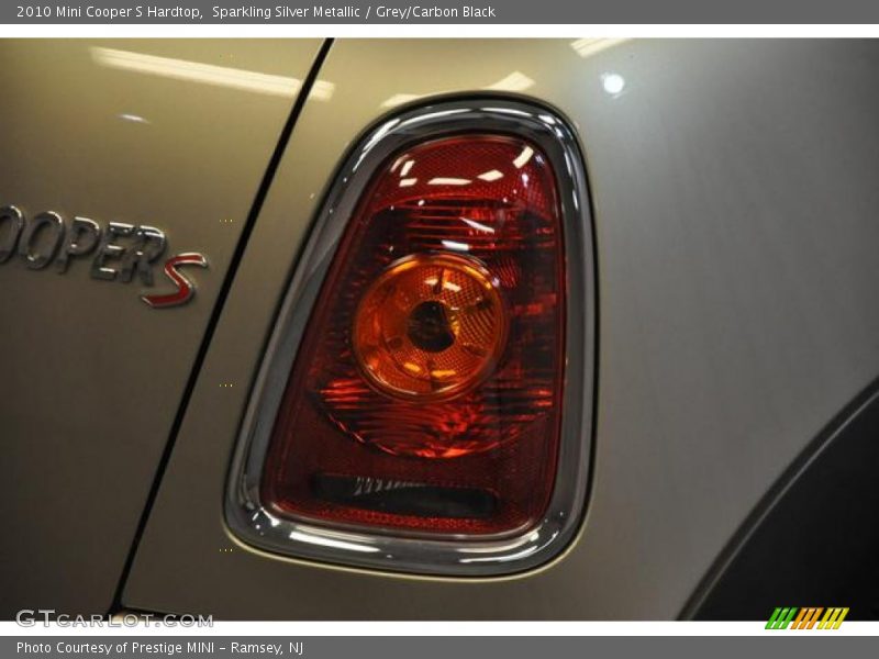 Sparkling Silver Metallic / Grey/Carbon Black 2010 Mini Cooper S Hardtop