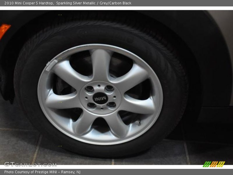 Sparkling Silver Metallic / Grey/Carbon Black 2010 Mini Cooper S Hardtop