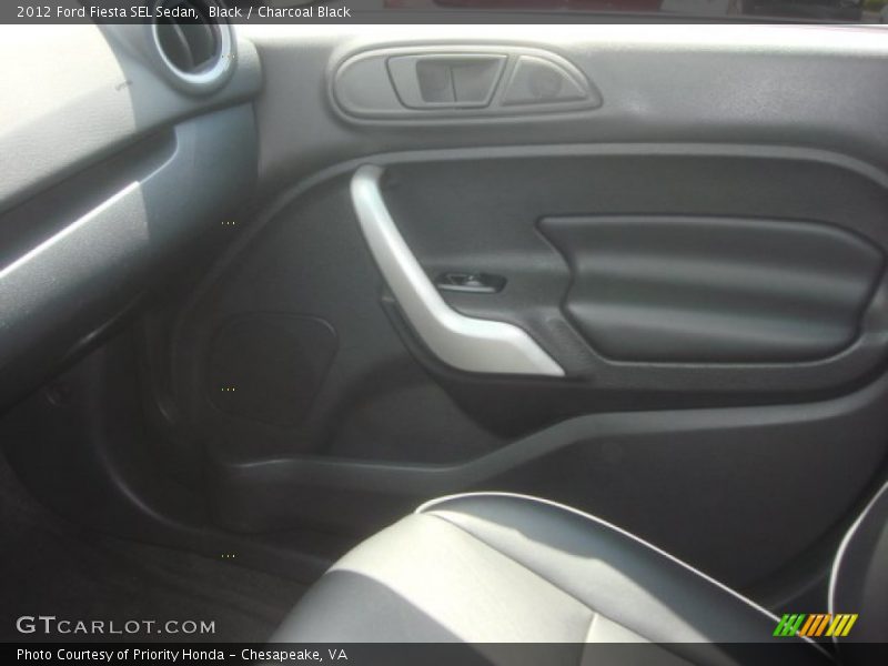 Black / Charcoal Black 2012 Ford Fiesta SEL Sedan