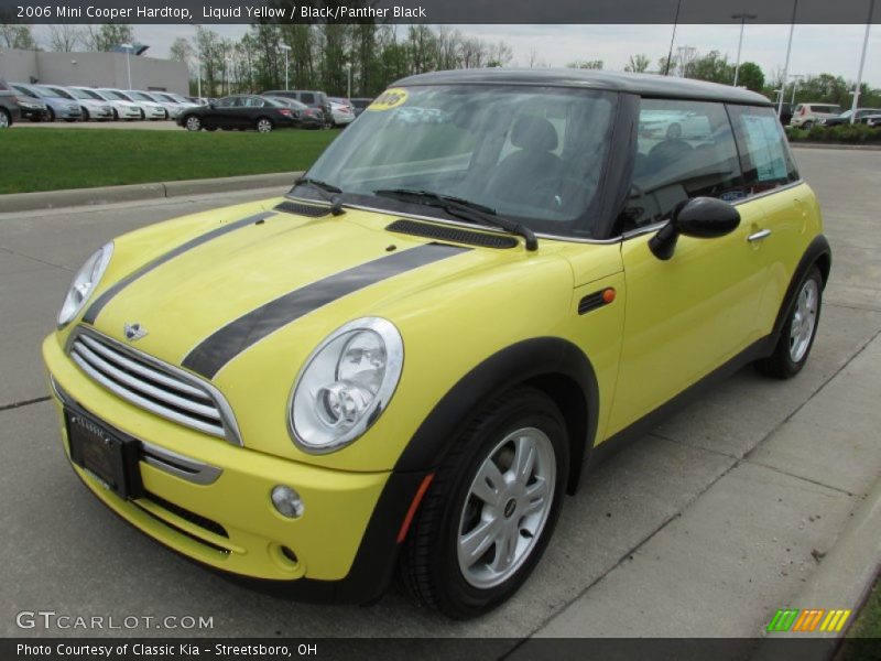 Front 3/4 View of 2006 Cooper Hardtop