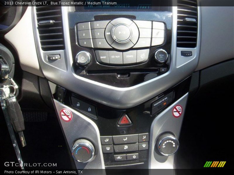 Blue Topaz Metallic / Medium Titanium 2013 Chevrolet Cruze LT