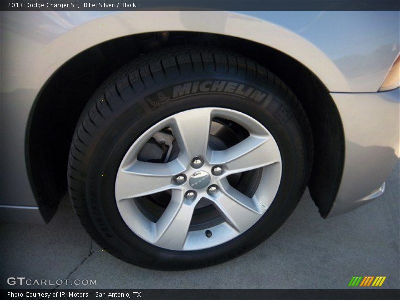 Billet Silver / Black 2013 Dodge Charger SE